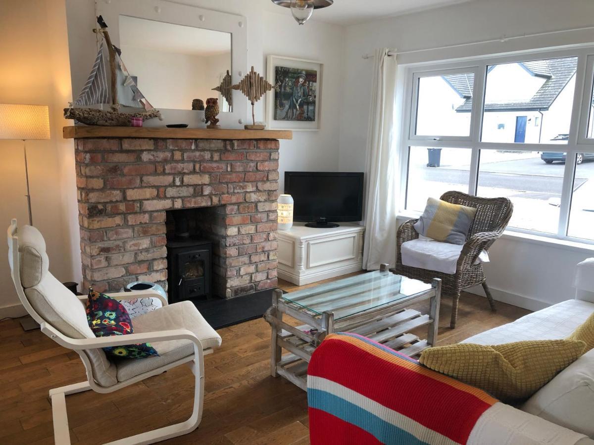 Nanny Willow'S Cottage Portballintrae Exterior foto